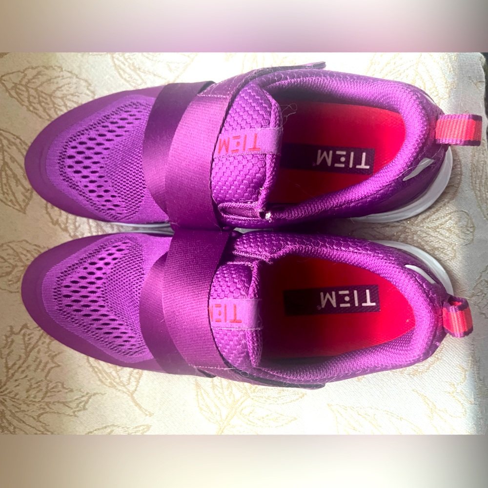 Like brand new women’s Tiem spin shoes
Hardly ever used!
Size 8
$135 new
